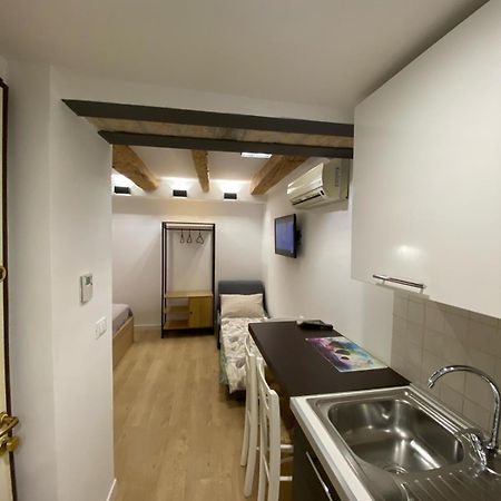 Oasi Central - Appartamento In Pieno Centro Trieste Ngoại thất bức ảnh