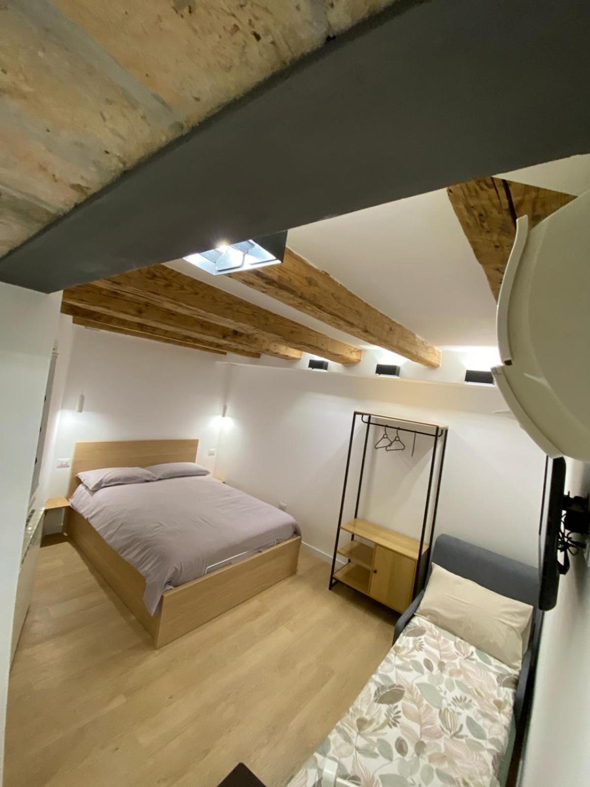 Oasi Central - Appartamento In Pieno Centro Trieste Ngoại thất bức ảnh